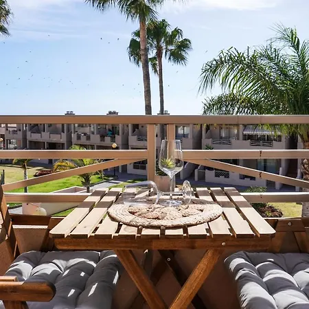 Medano Sunny Apartment, Pool, Parking & *