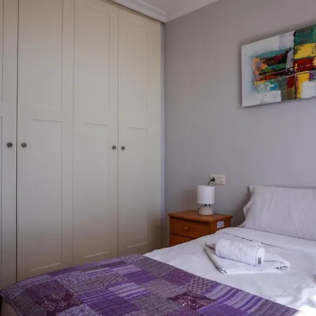 Medano Sunny Apartment, Pool, Parking & 그라나딜라데아보나