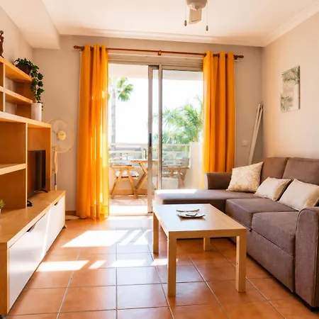 Medano Sunny Apartment, Pool, Parking & Daire *