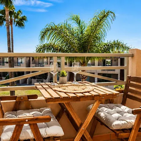 Medano Sunny Apartment, Pool, Parking & Granadilla De Abona